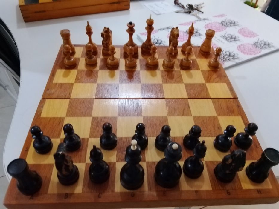 Шахи часів СРСР  4 комплекта
