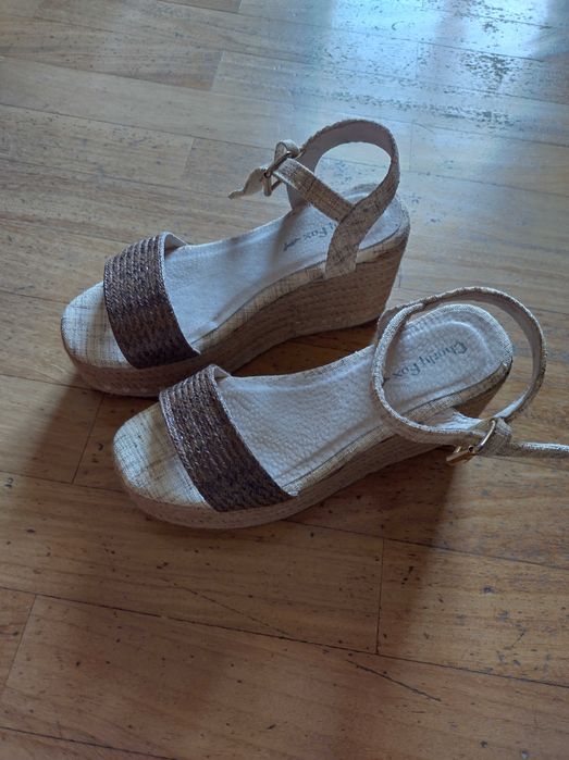 Sandálias de plataforma Charly Fox