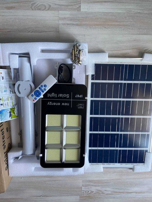 Прожектор уличный фонарь светодиодный 500 W на солнечной батарее