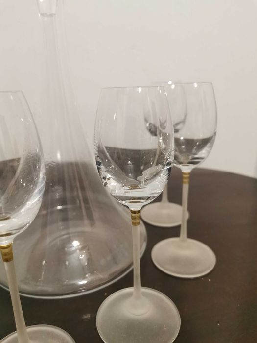 COPOS E GARRAFA Vidro
