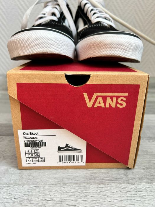 Buty Vansy Old Skool damskie 37