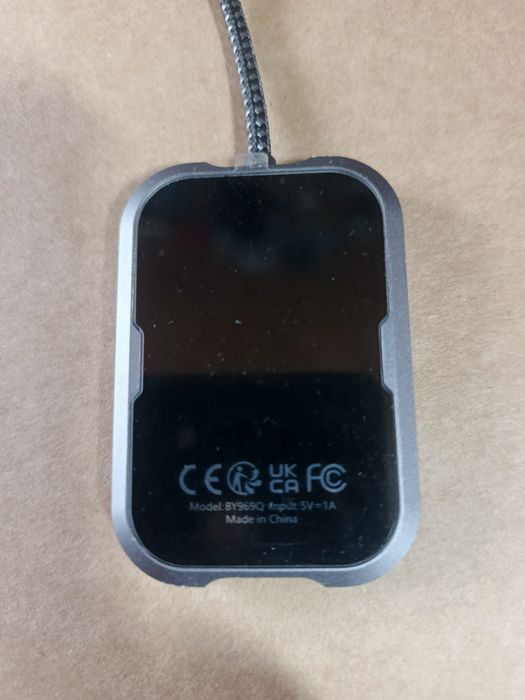 Bezprzewodowy adapter carplay