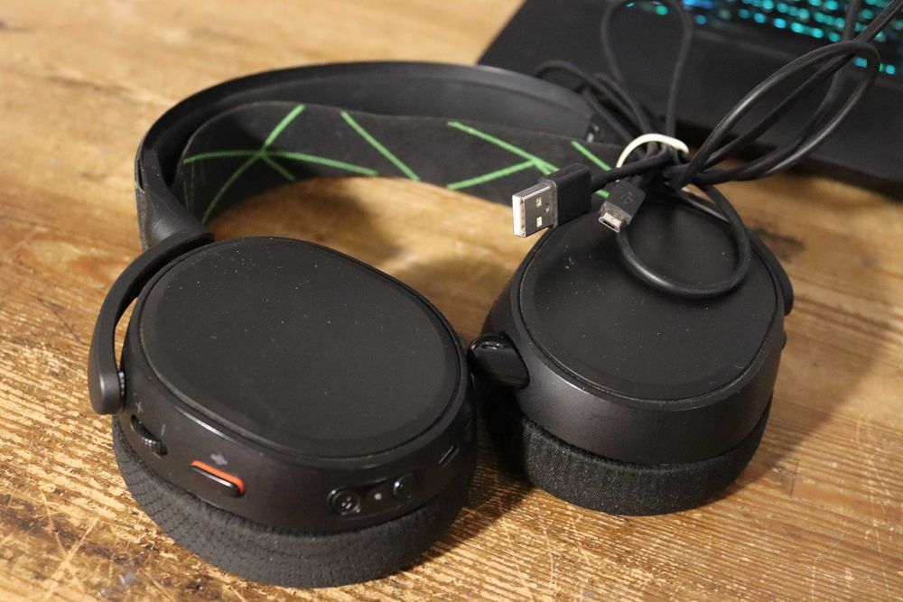 Słuchawki bezprzewodowe nauszne SteelSeries Arctis 7X+ (4944)