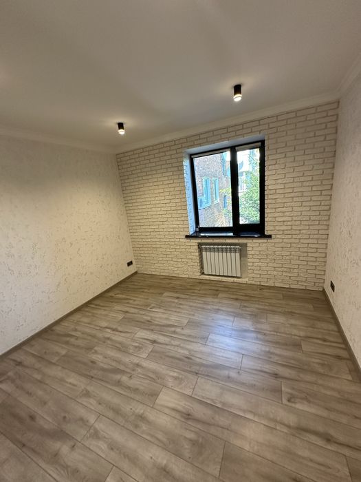 Продаж квартири з капітальним ремонтом вул.Соборна (ТЦ МЕГА)