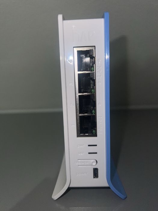 Router Mikrotik hAP Lite TC