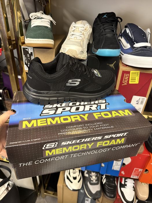 Skechers memory foam r 40