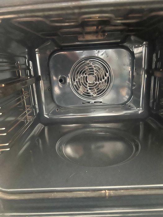 Forno Hotpoint usado