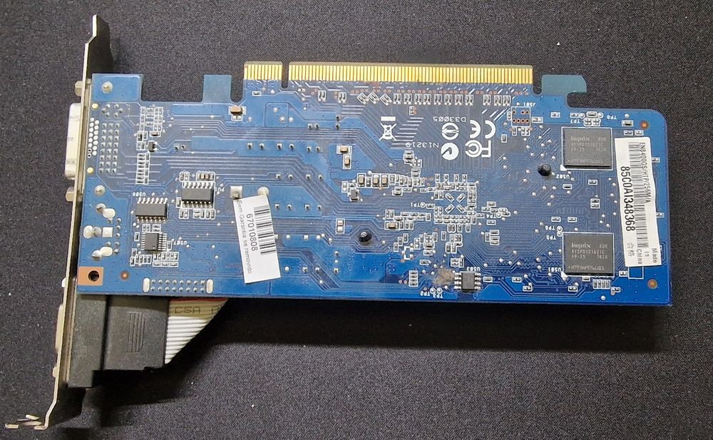 ASUS EN8400GS/HTP/256M/A Graphics Card64730024250369121