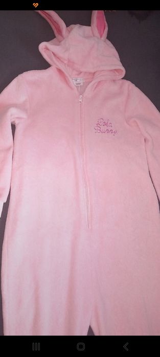 Piżama dziewczęcą