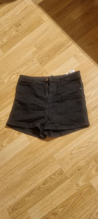 Spodenki czarne Cropp L