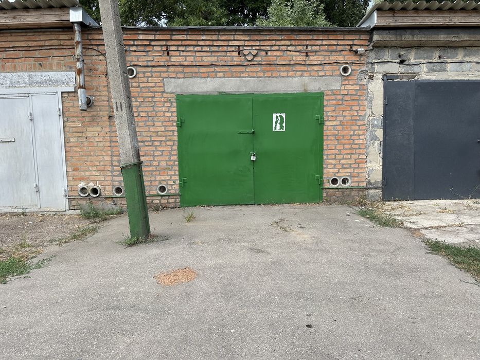 Продам Власний КЛАСНИЙ ГАРАЖ! НОВИЙ Будувався  Для Себе!!!