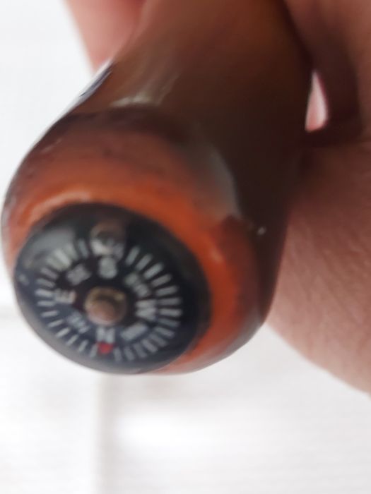 Bastão de caminhada "Andorra" com bússola.