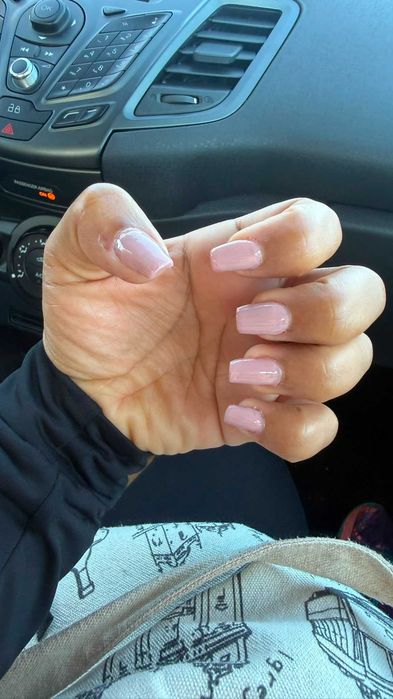 Procuro oportunidade como Manicure e Pedicure