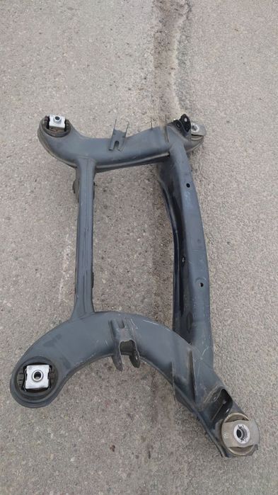 Подрамник Мерседес w204 w205 w212 w213 w238 w221 w222 ML GL GLS GLE