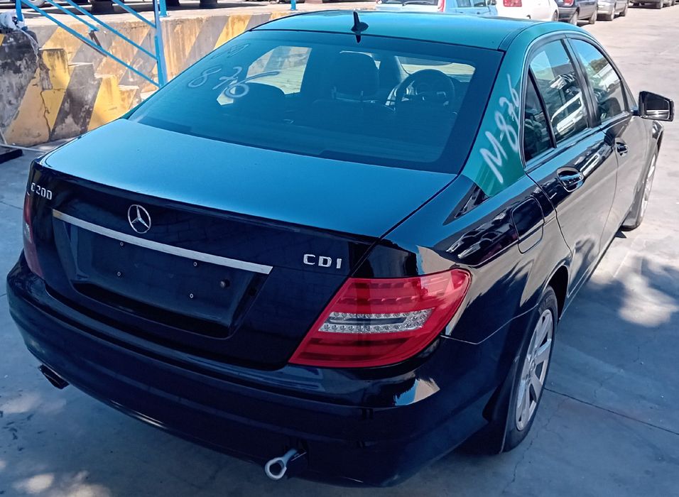 Para peças MERCEDES-BENZ Classe C (W204)