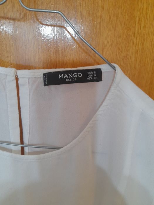 Blusa branca Mango