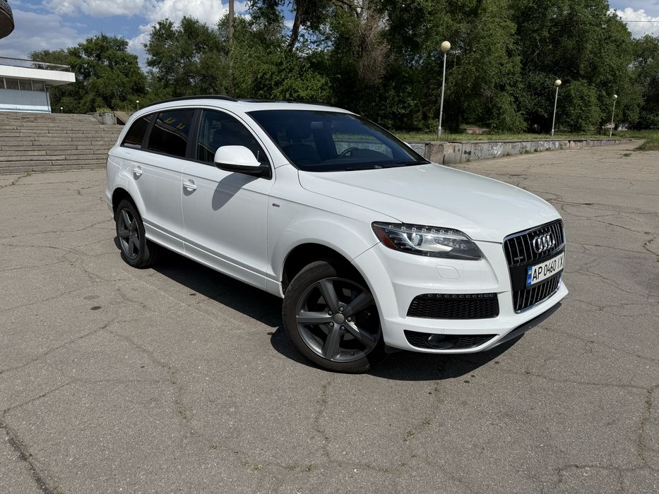 Audi Q7 Sline 2013 года