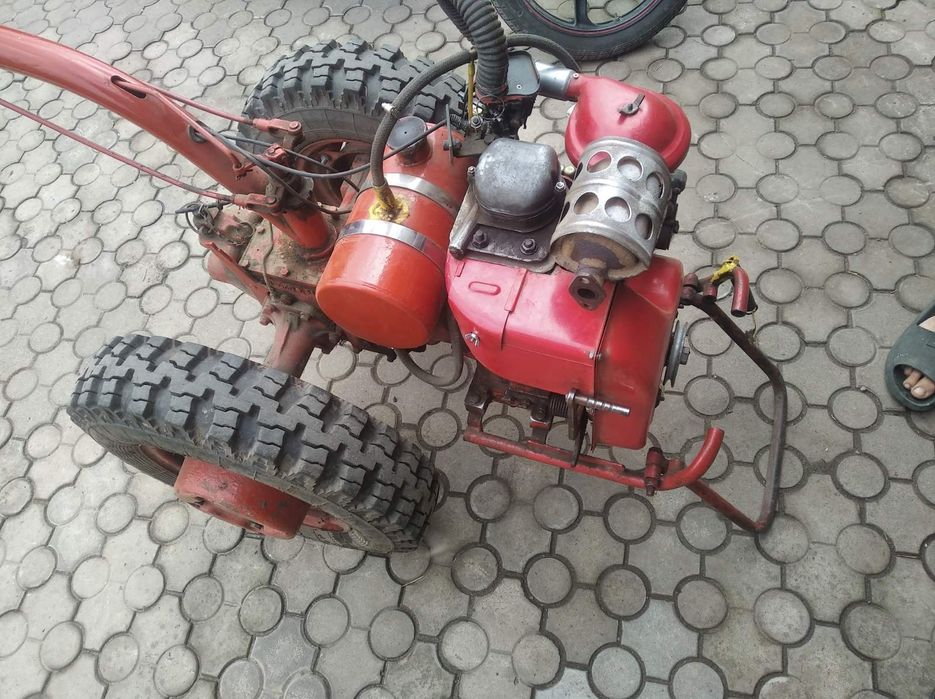 Продам мотоблок МТЗ-05