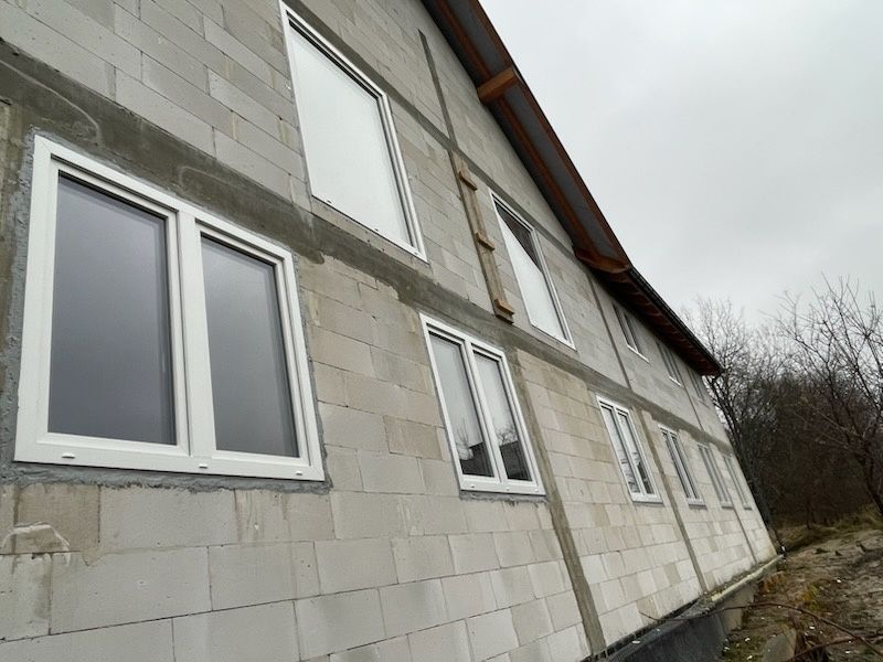 Działka z budynkiem