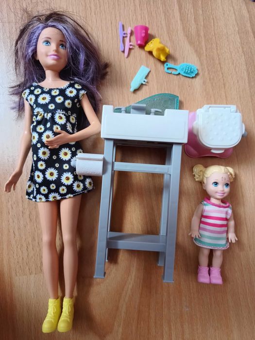 Skipper Barbie opiekunka zestaw z łazienką
