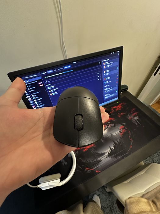 Продаю мышь HATOR