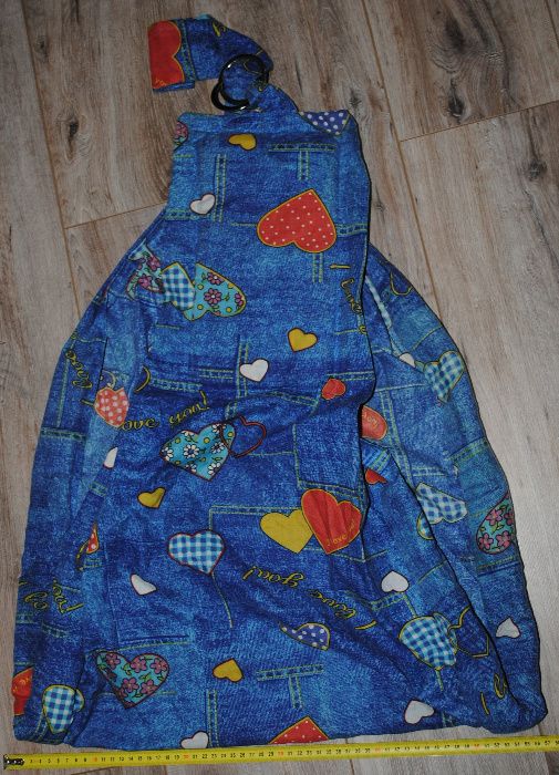 Дитяча, широка, мяка переноска з тканини для малят.