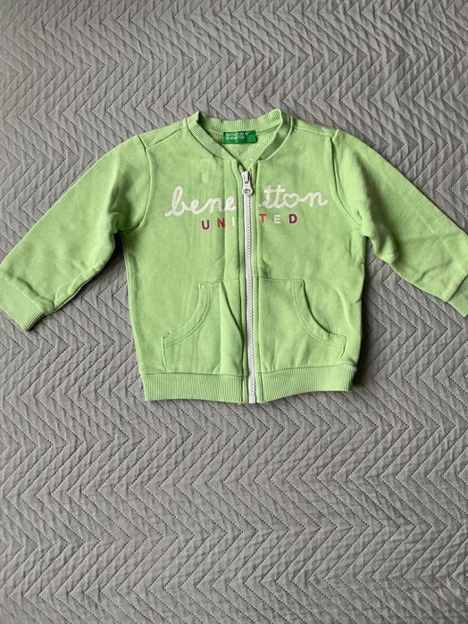 Кофтинка на замку United Colors of Benetton 74р