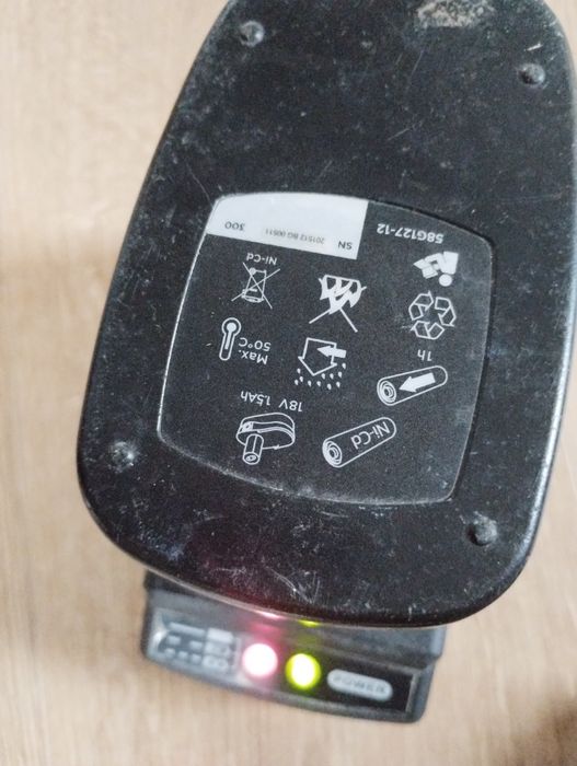 Wkrętarka Graphite 58G127 18V walizka ładowarka dwie baterie