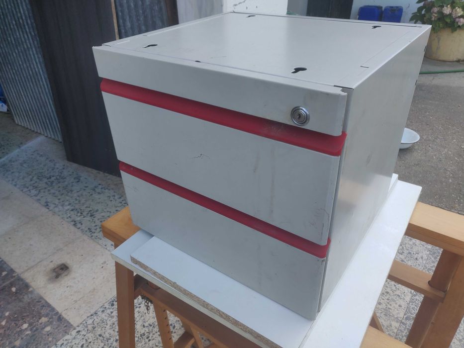 gavetas metálicas