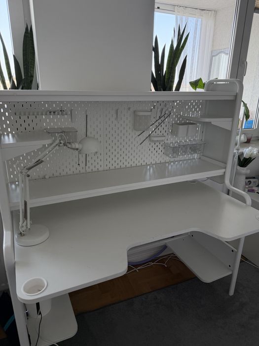 Biurko gamingowe FREDDE