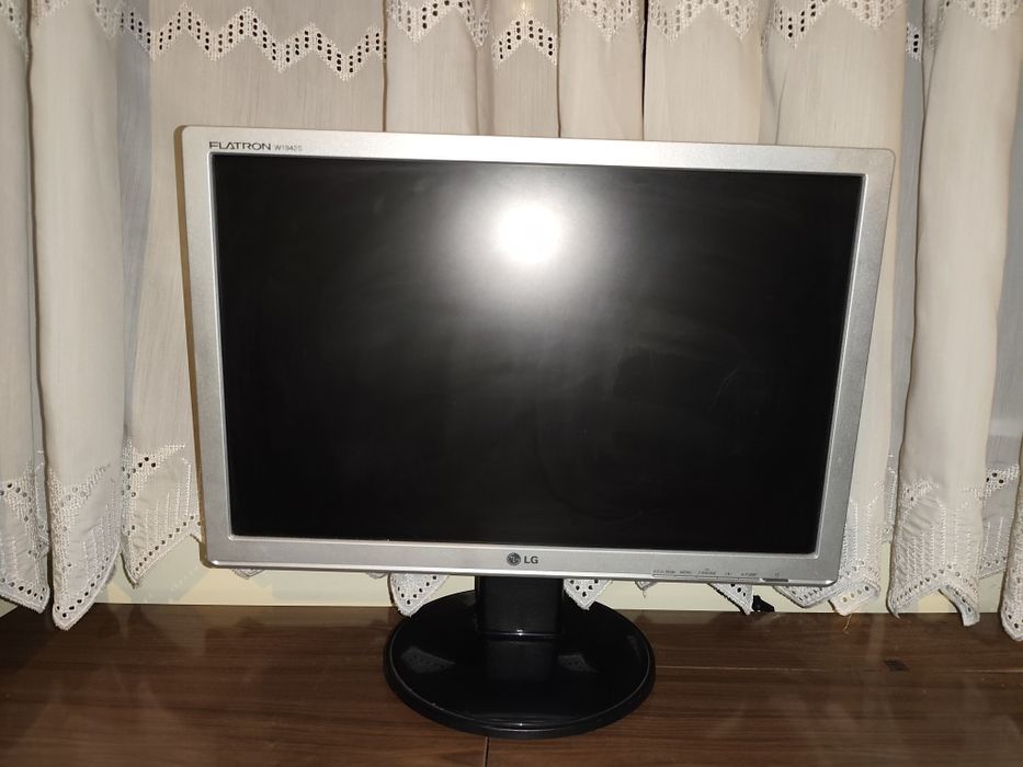 Monitor LG 19 polegadas vga