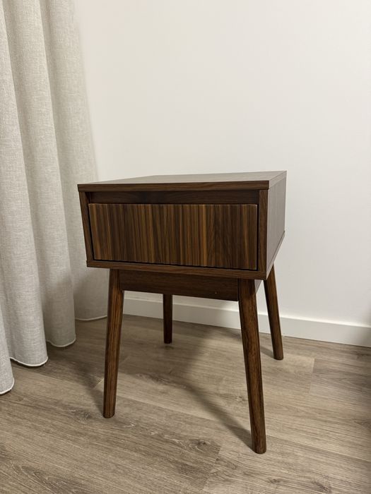 Mesa de Cabeceira | Sweeek
