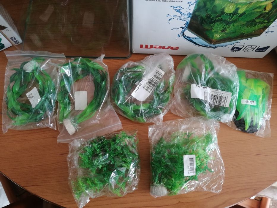 Aquário cubo com acessórios