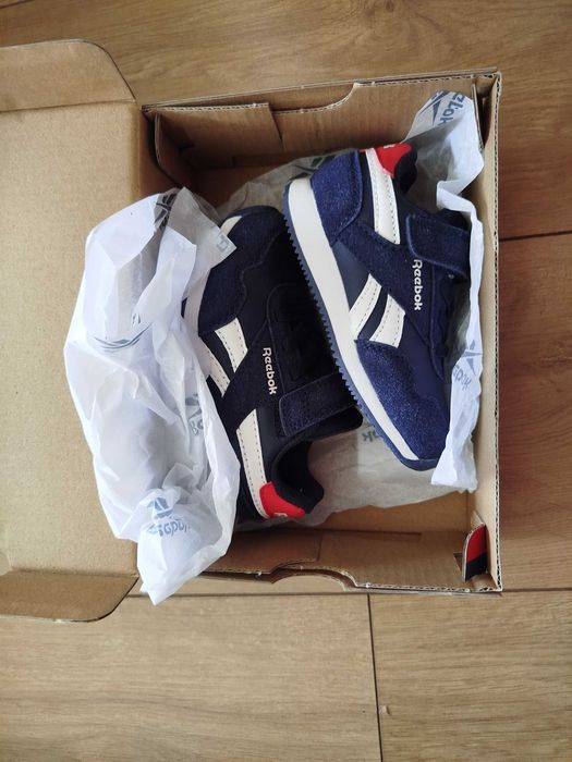 Buty dziecięce 23