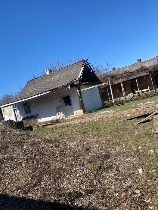 Продам участок під забудову