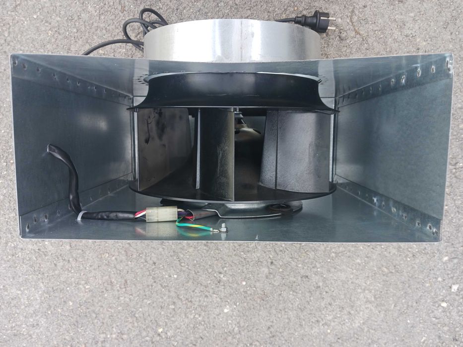 vendo caixa de ventilação  para aplicação em estufas ou vmc