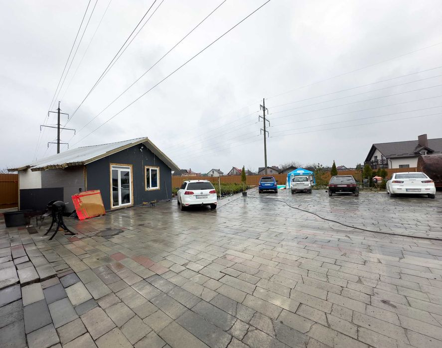 Продаж земельної ділянки в с.Зубра.