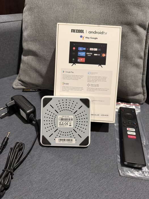 MECOOL KM6 DELUXE 4/64 Гб Android TV приставка з Google Assistant