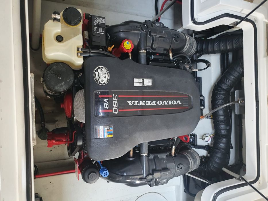 Sprzedam Łódź Cobalt R5