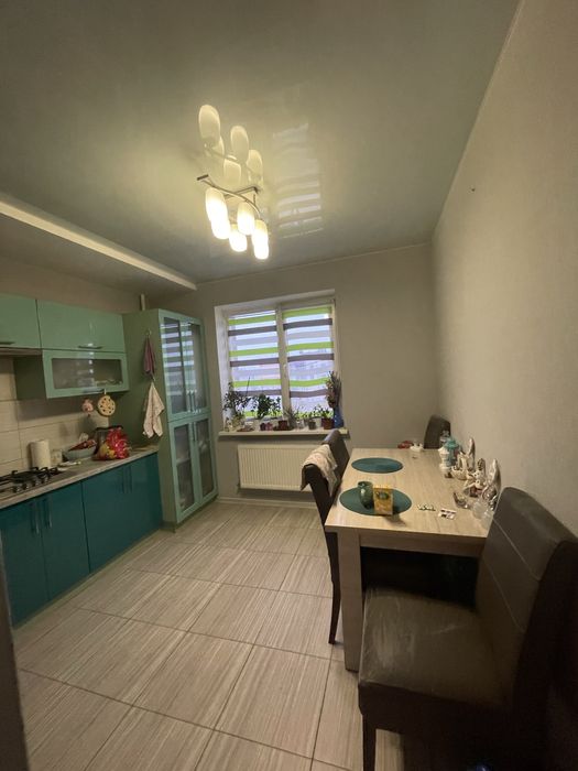 Продаж 1-кімнатної квартири, вул. Івасюка, поруч ТРЦ Арсен