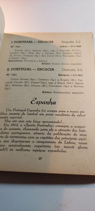 História do Futebol Português no Campo Internacional (1956)