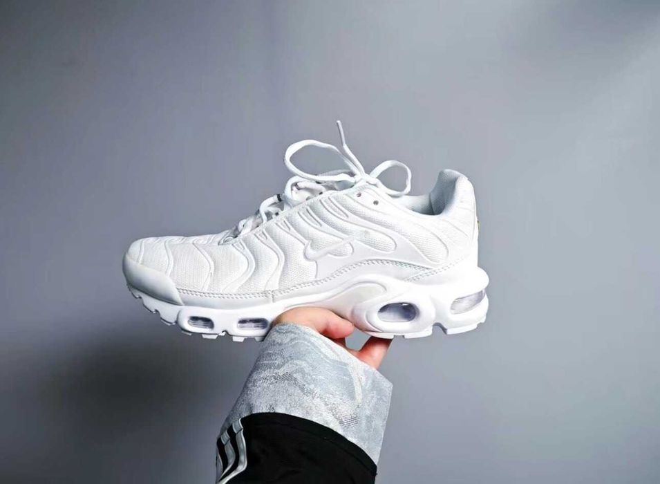 Air Max TN Plus White R.44