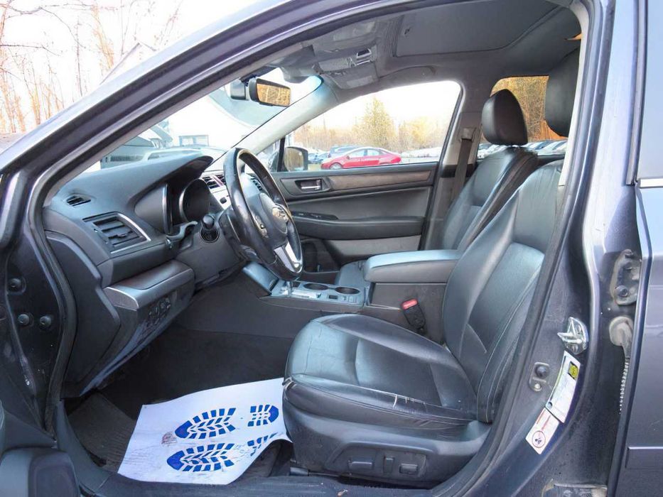 Subaru Outback 2.5i Limited      2017