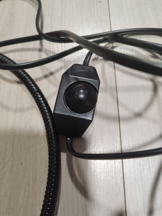 Lampka mocowana na klipsie