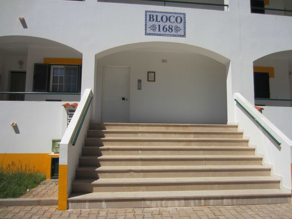 Altura - Apartamento T1  a 500m da praia