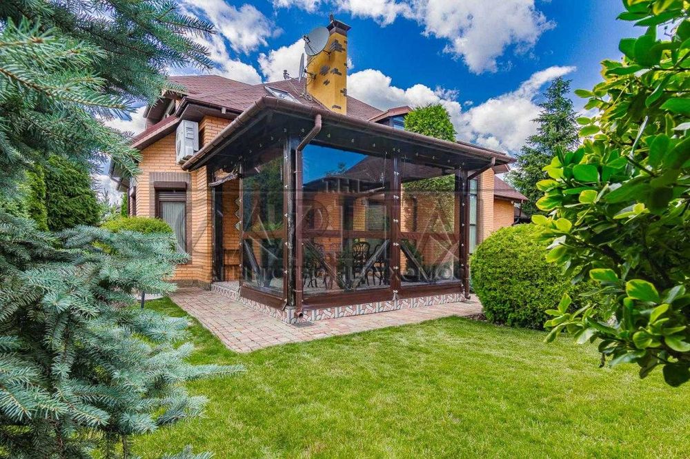 Продаж 2 будинків / басейн / с.Мархалівка, Гатне , Чабани / Терміново