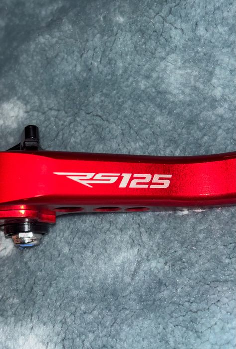 Par de manetes ajustáveis (travão + embraiagem) para Aprilia RS125