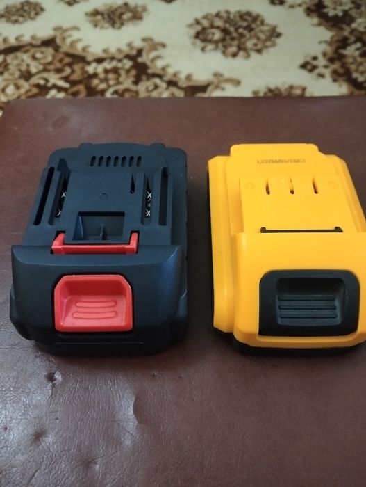 Аккумулятор 18-20-21 вольт для электрического инструмента