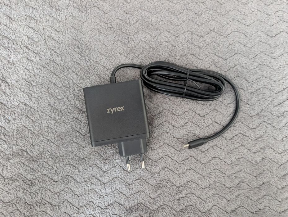 Зарядний пристрій Zyrex 100W USB-C Quick Charger (GaN)
