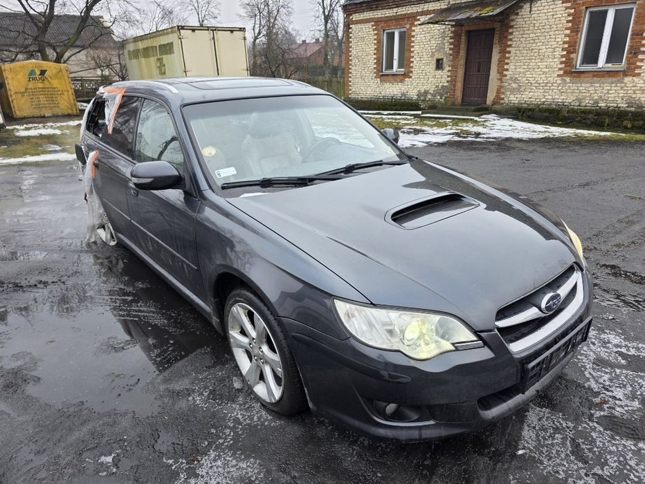 Błotnik przód Subaru Legacy IV 65Z